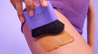 How to Tan Your Hands & Feet